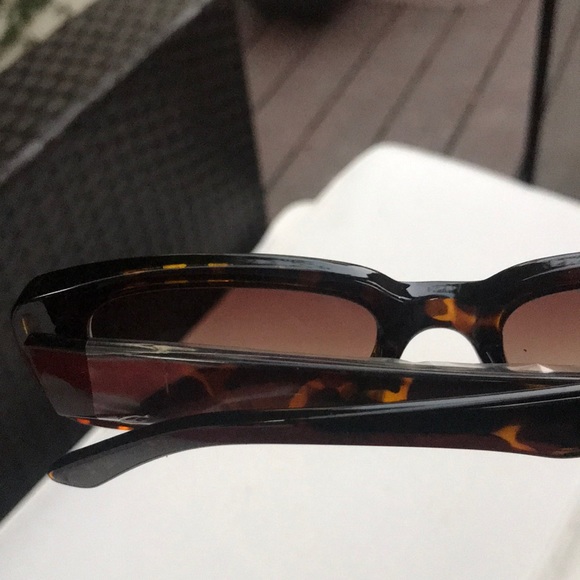 ⭐️BLOGGER FAV Sunglasses Retro Rectangle Tortoise - Picture 7 of 13